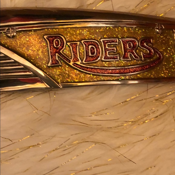 Riders silver buckle with a rhinestone affect - Picture 2 of 8
